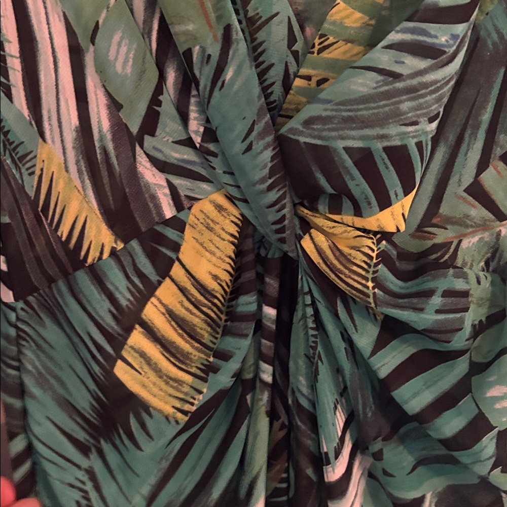 Tropical Leaf Print Maxi Dress - Picture 7 of 11